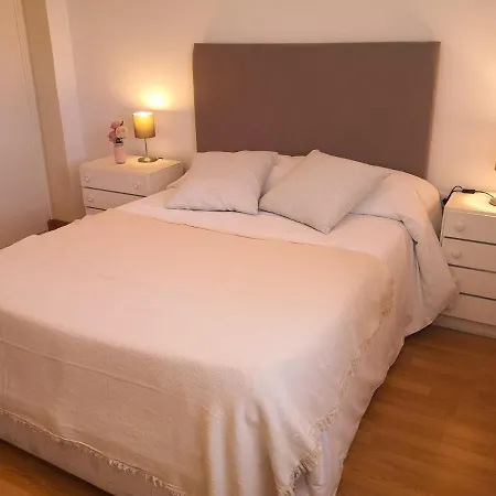 Agradable Casa Con Jardin: Casasola San Cristobal de Segovia