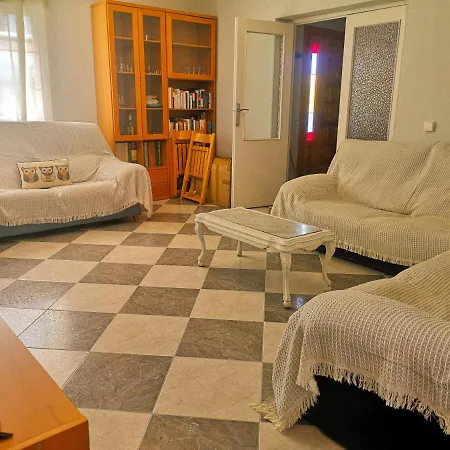 Feriehus Agradable Casa Con Jardin: Casasola