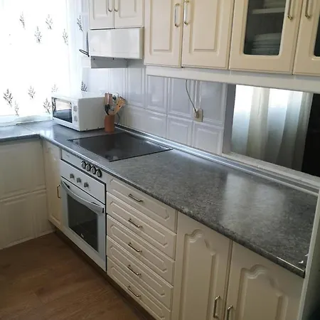 Agradable Casa Con Jardin: Casasola *