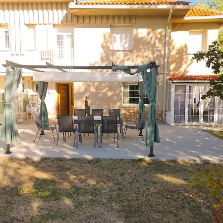 Casa de Férias Agradable Casa Con Jardín: Casasola *