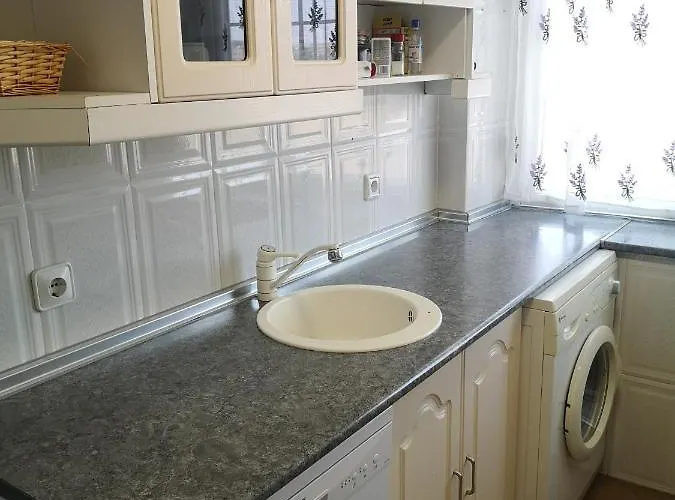 Agradable Casa Con Jardin: Casasola