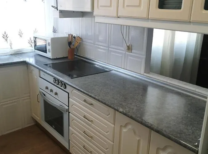 Agradable Casa Con Jardin: Casasola *