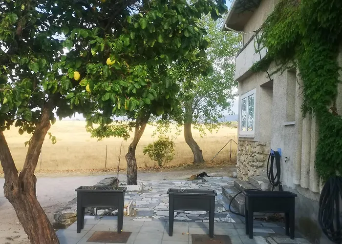 Agradable Casa Con Jardin: Casasola 펜션