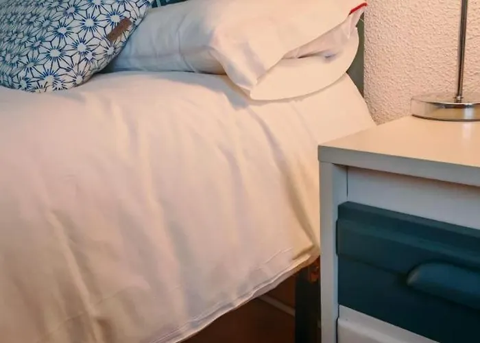 Agradable Casa Con Jardin: Casasola * San Cristóbal de Segovia